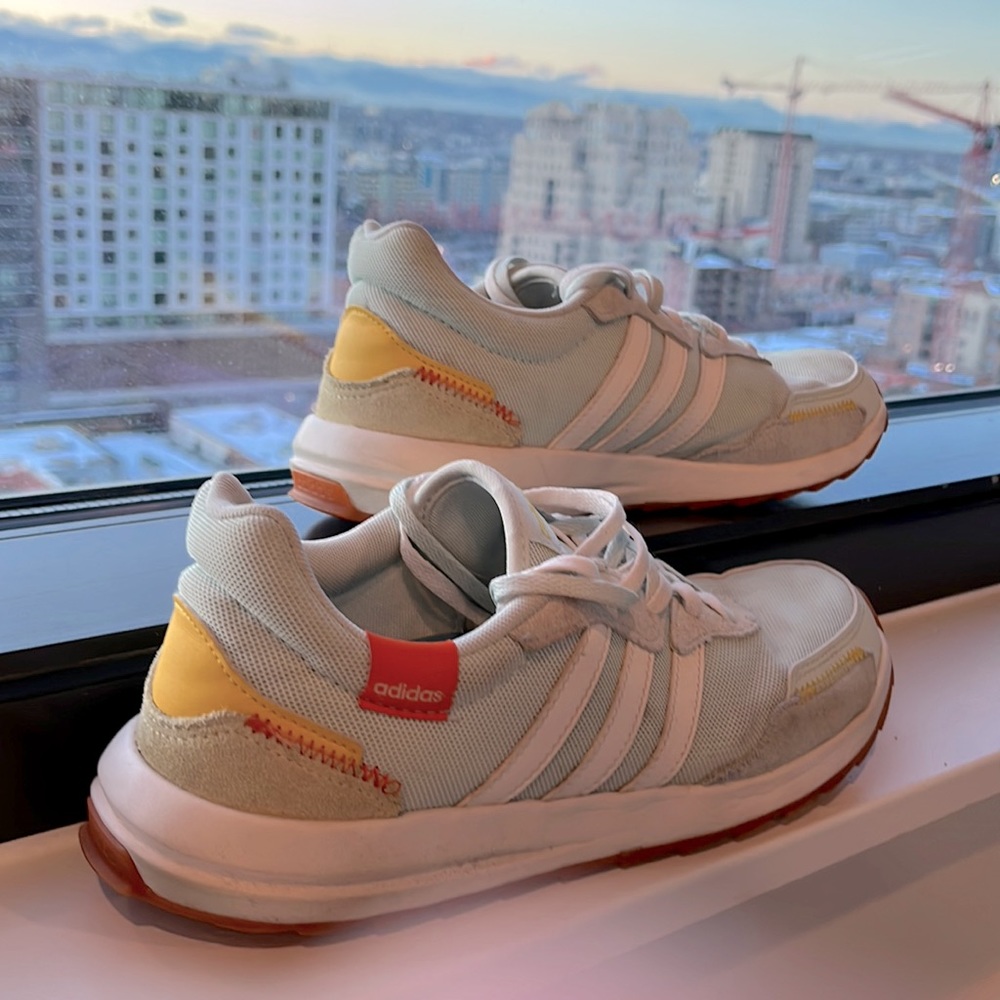 Bad@ss Old school style Adidas Kicks